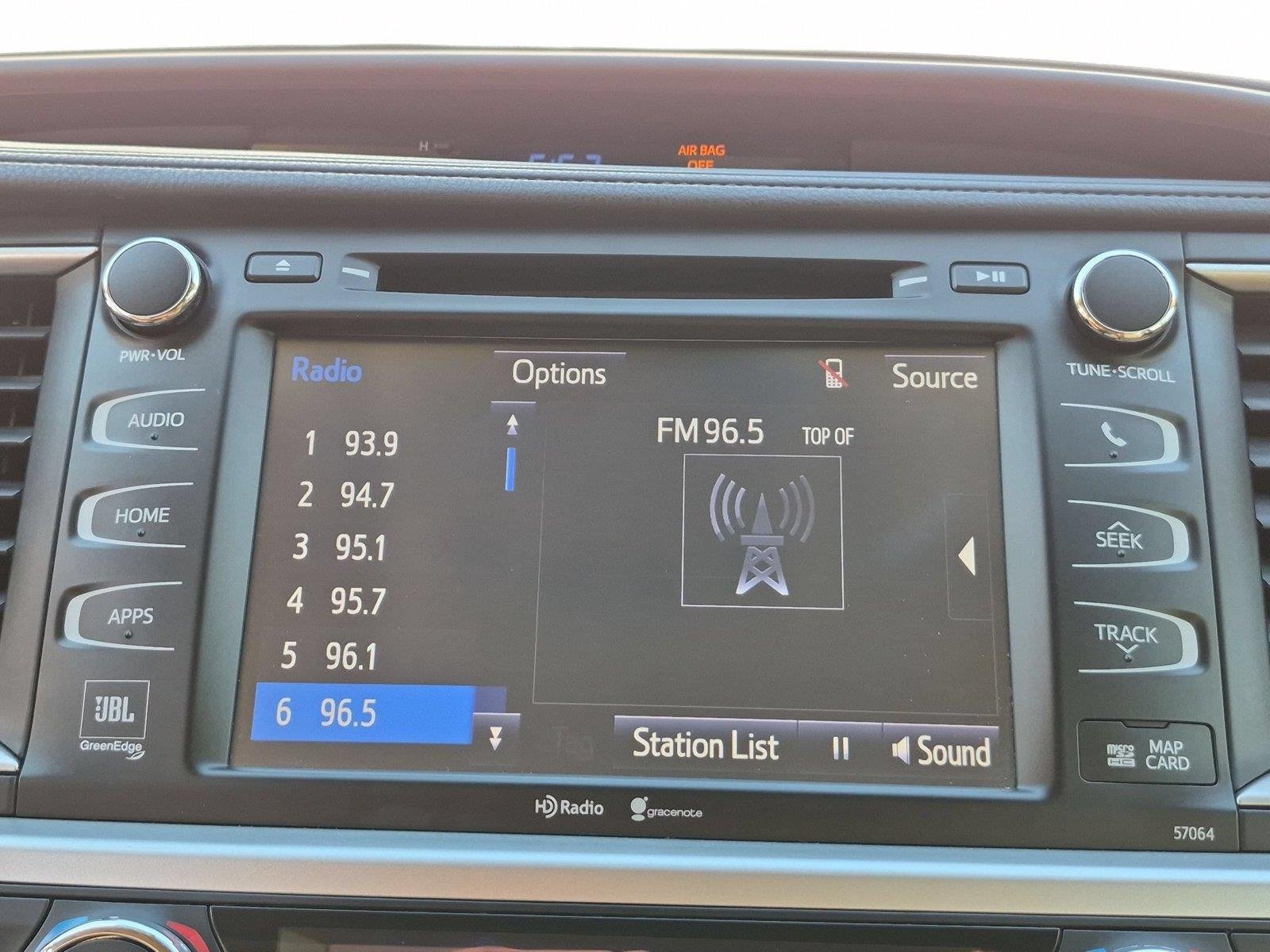 Used 2015 Predawn Gray Mica Toyota Limited image 23