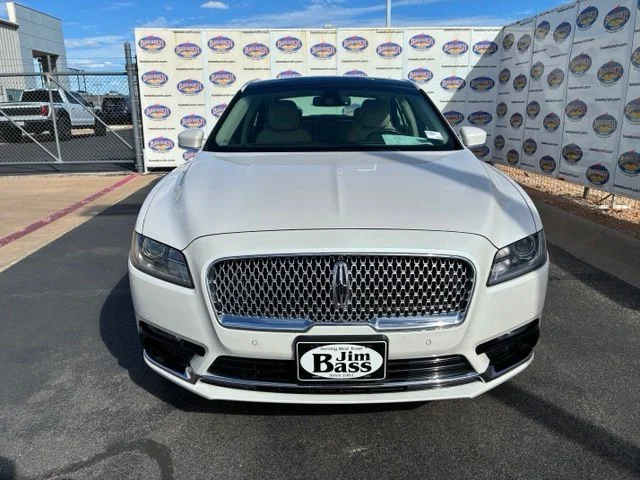 Used 2019 White Platinum Clearcoat Metallic Lincoln Select image 3