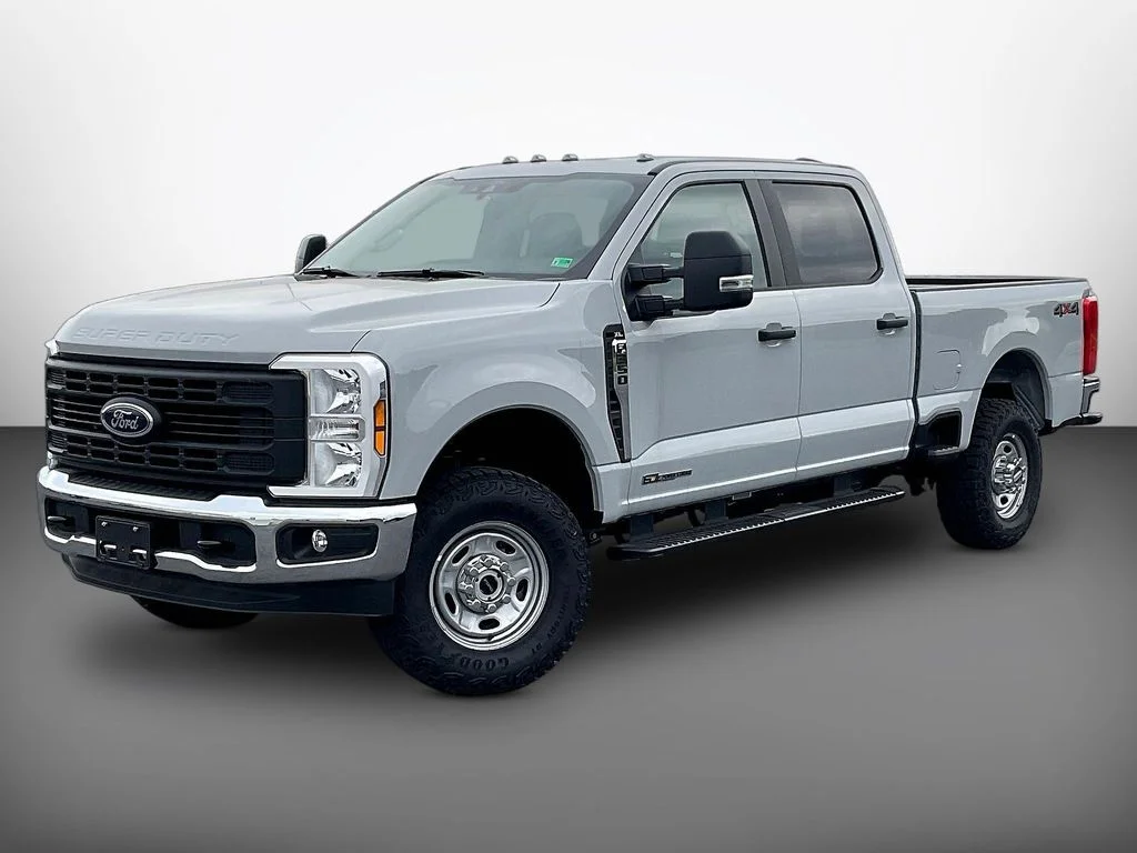 New 2026 Avalanche Ford F-350® XL image 2