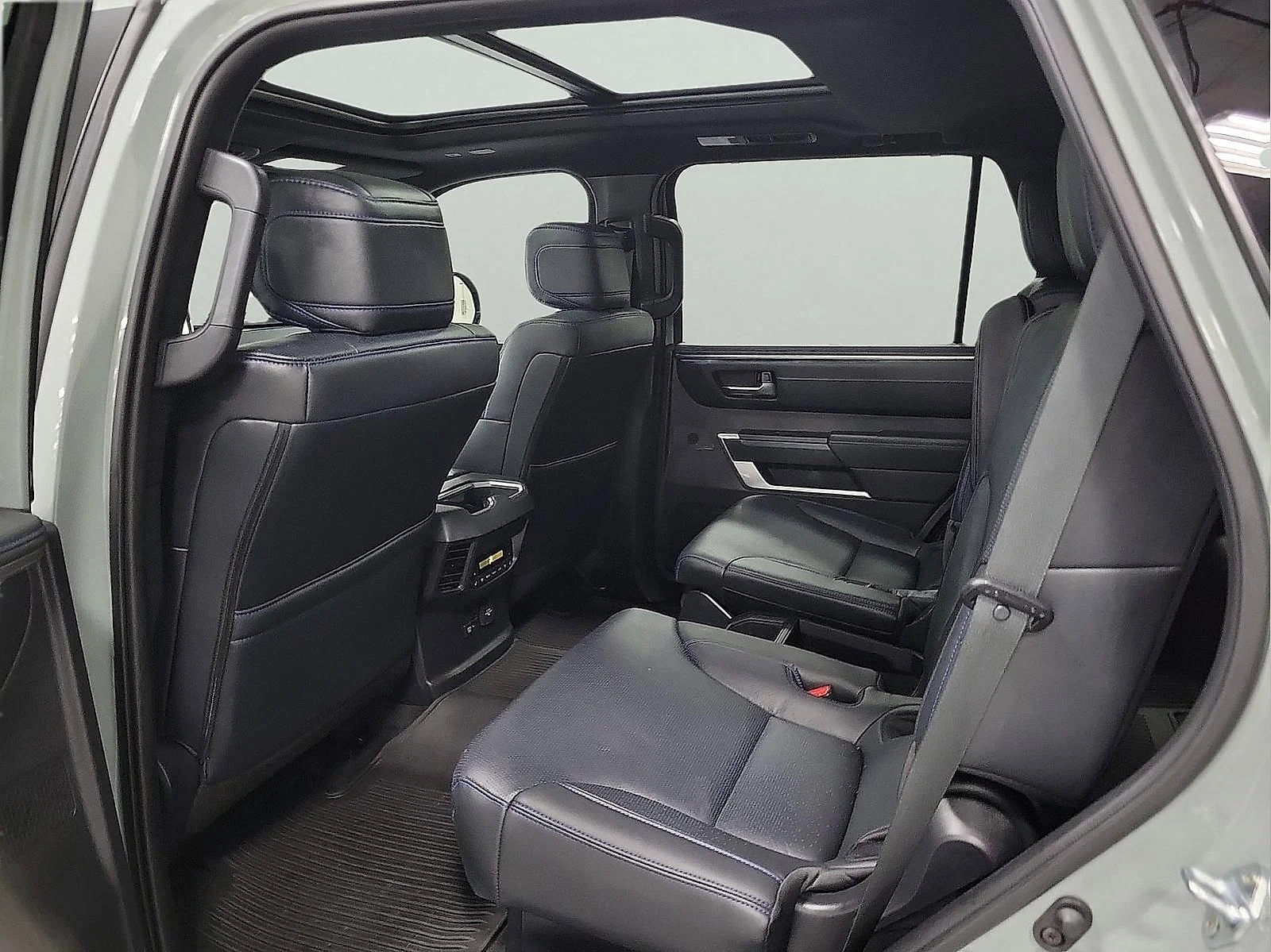 Certified Used 2025 LUNAR ROCK Toyota Platinum image 8