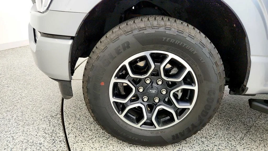 Used 2022 Iconic Silver Metallic Ford XLT 4WD SuperCrew 5.5