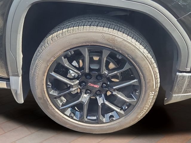 Used 2024 Onyx Black GMC Denali image 4