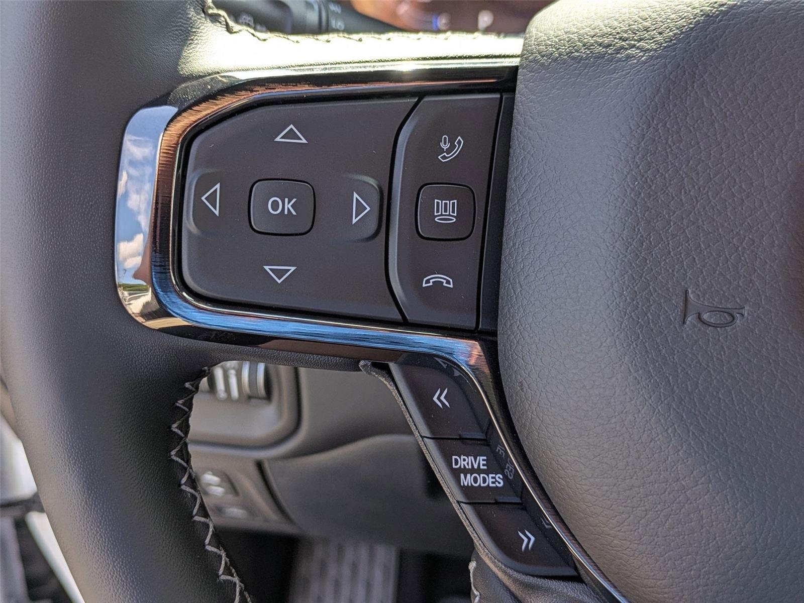 2026 RAM 1500 Limited - Photo 15