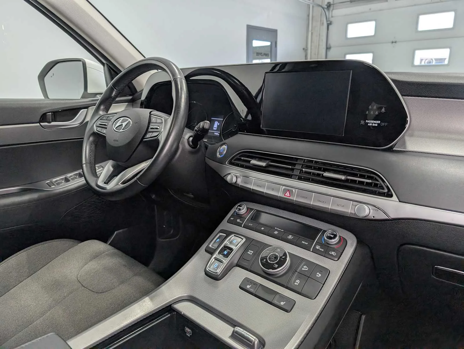 Used 2021 Hyper White Hyundai SEL image 41