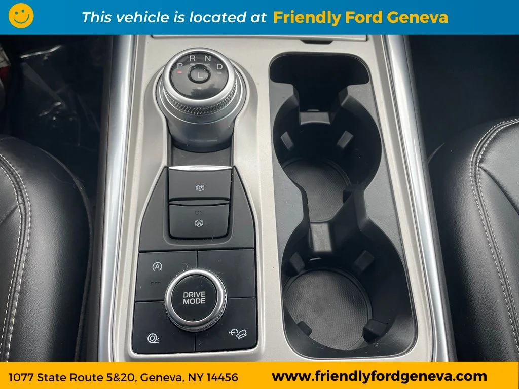 Used 2023 Green Metallic Ford XLT image 24