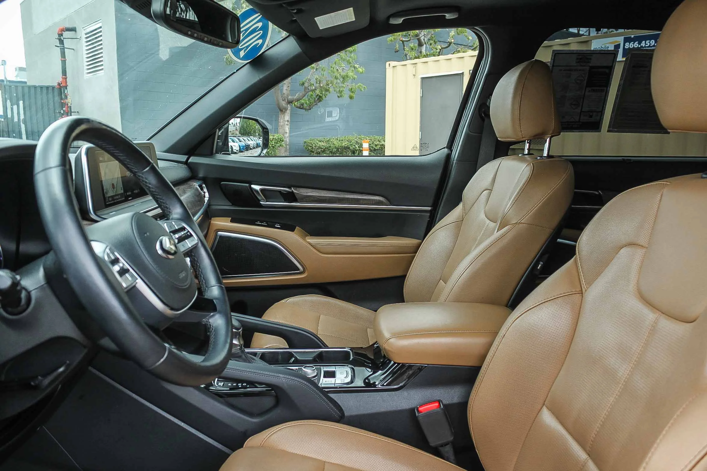 Used 2020 Ebony Black Kia SX image 22