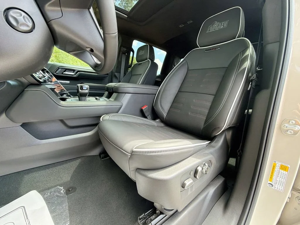 2026 GMC Sierra 1500 AT4X - Photo 19