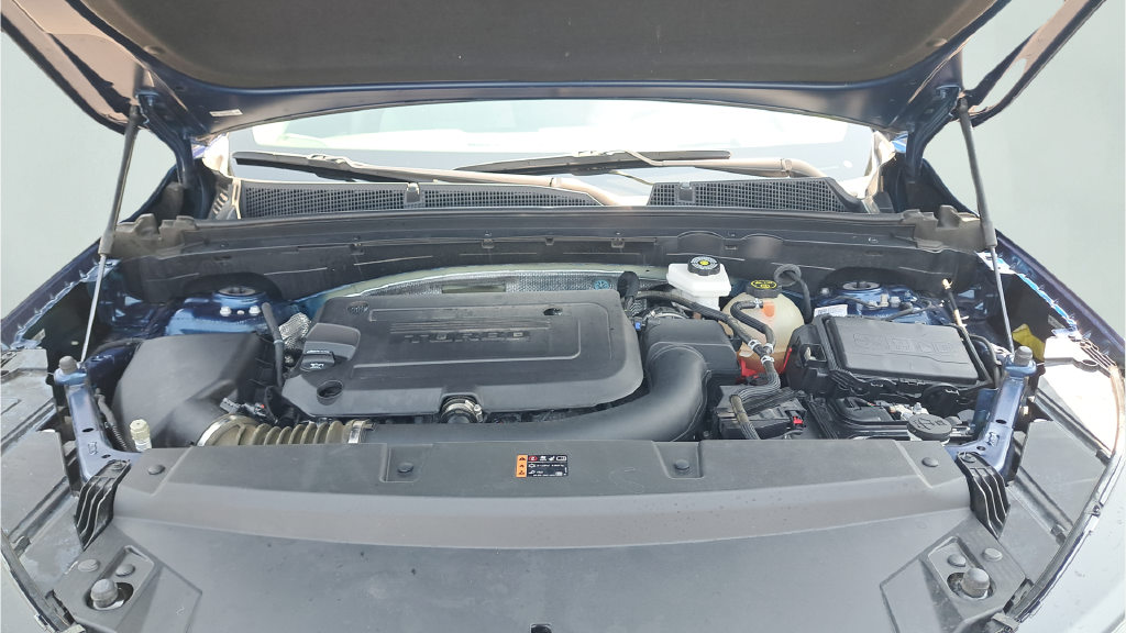 Used 2023 Blue Buick Avenir image 26