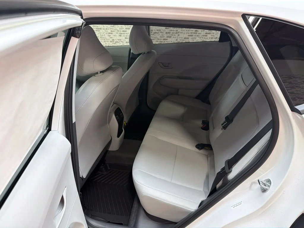 New 2027 Atlas White Hyundai SEL Sport image 13