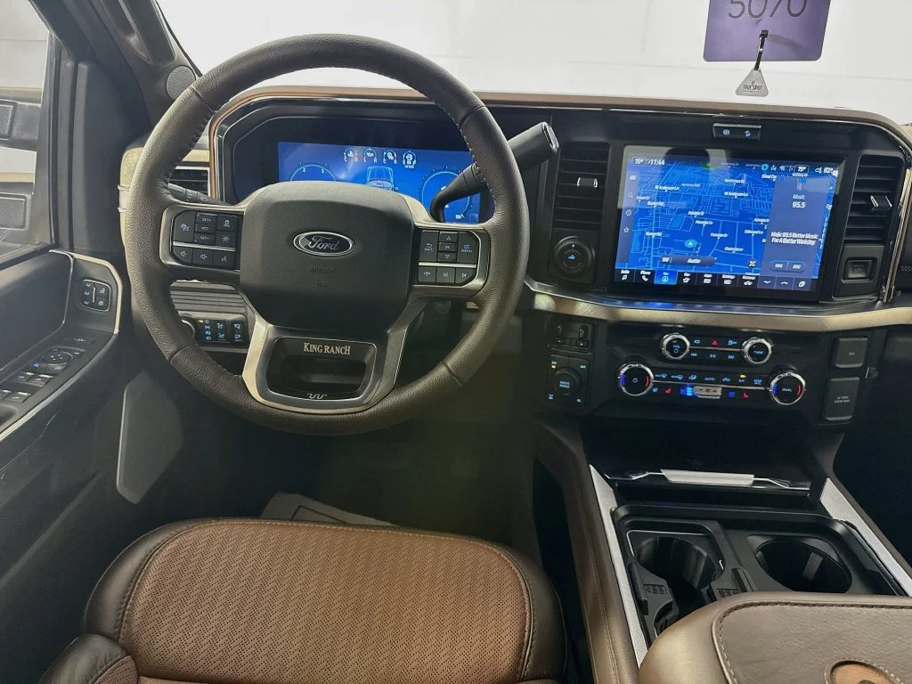 Used 2025 Brown Ford King Ranch image 26