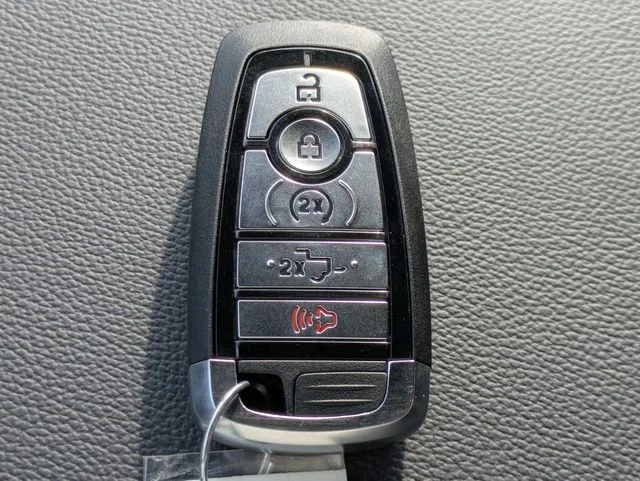 New 2026 Star White Metallic Tri-Coat Ford Lariat® image 29