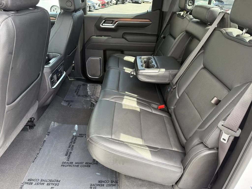 Used 2024 White Frost Tricoat GMC Denali image 20