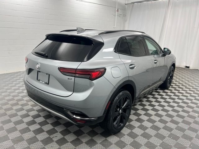 Used 2023 Gray Buick Preferred image 5