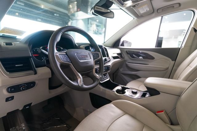 Used 2019 White GMC Denali image 4