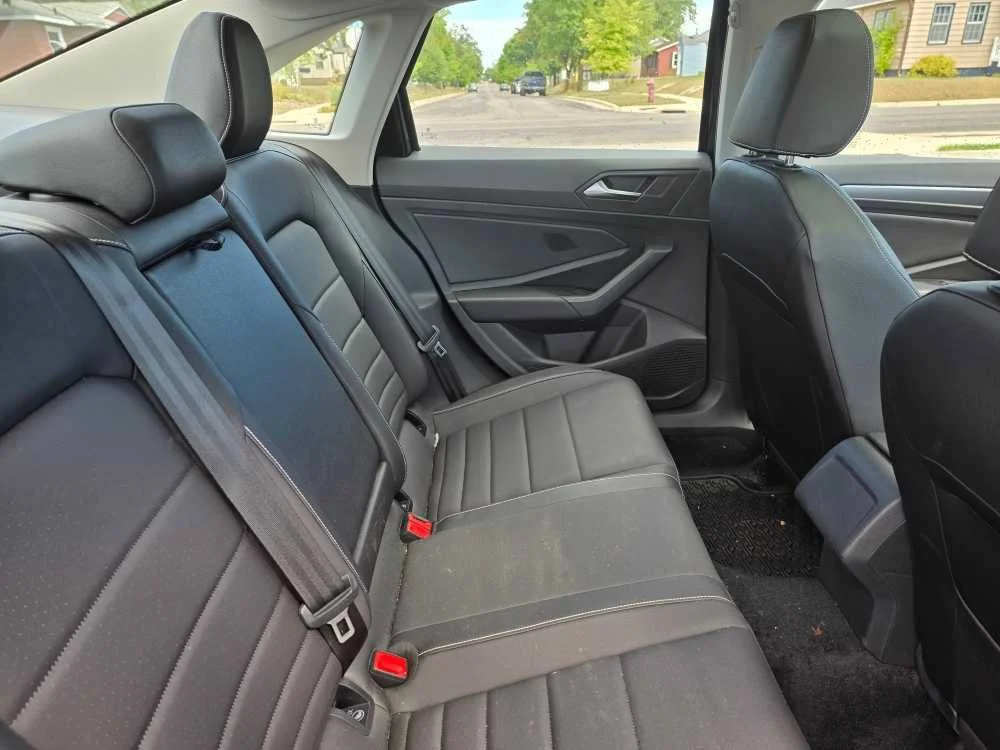 Certified Used 2024 Black Volkswagen SE image 7