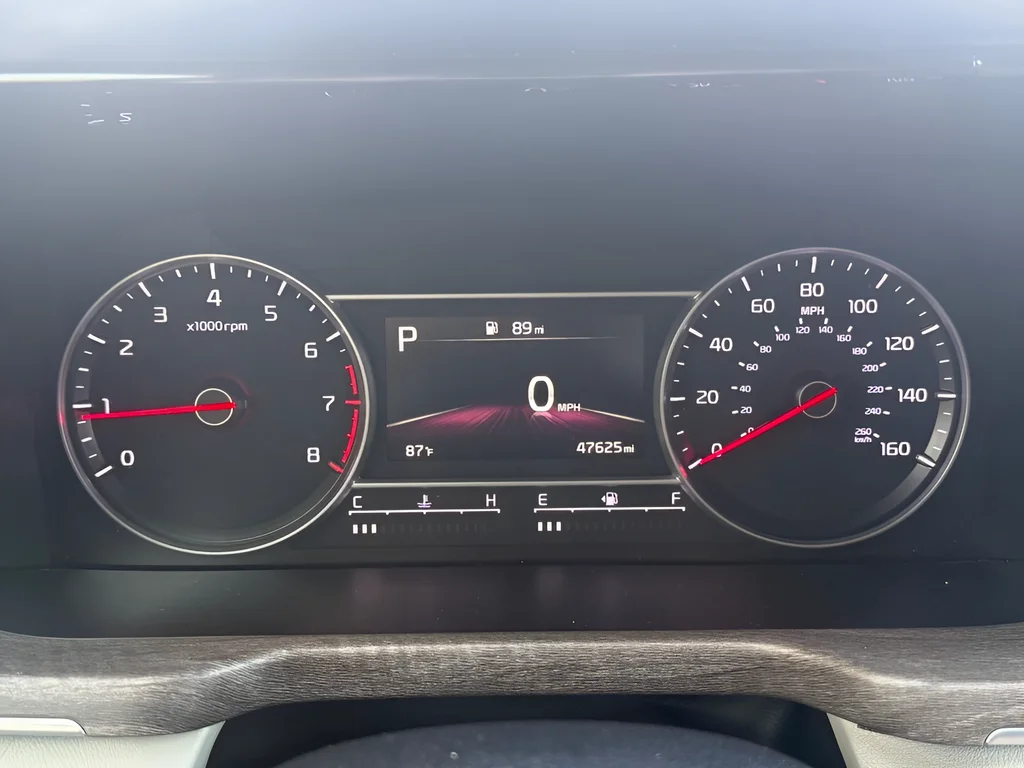 Used 2022 Gray Kia EX image 23