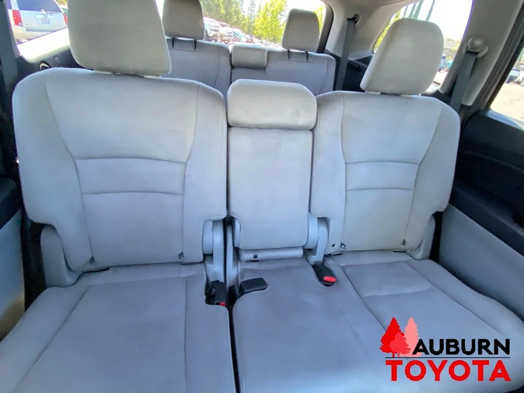 Used 2019 Modern Steel Metallic Honda EX image 23
