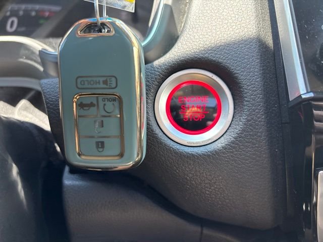 Used 2018 Silver Honda EX-L image 22