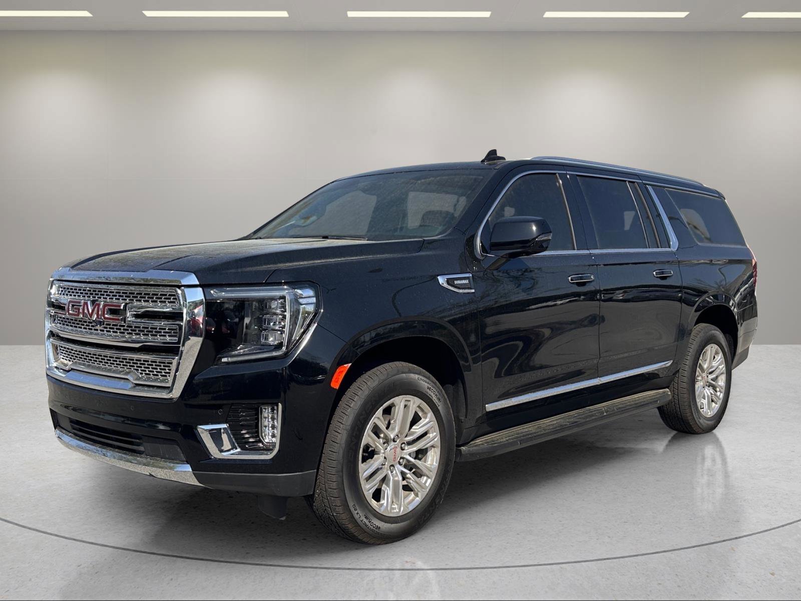 Used 2024 Onyx Black GMC SLT image 1