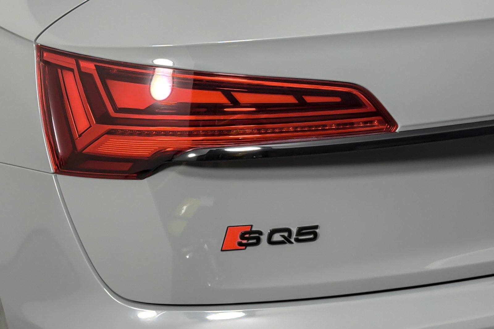 Used 2022 Quantum Gray Audi Premium Plus 3.0 TFSI quattro image 26