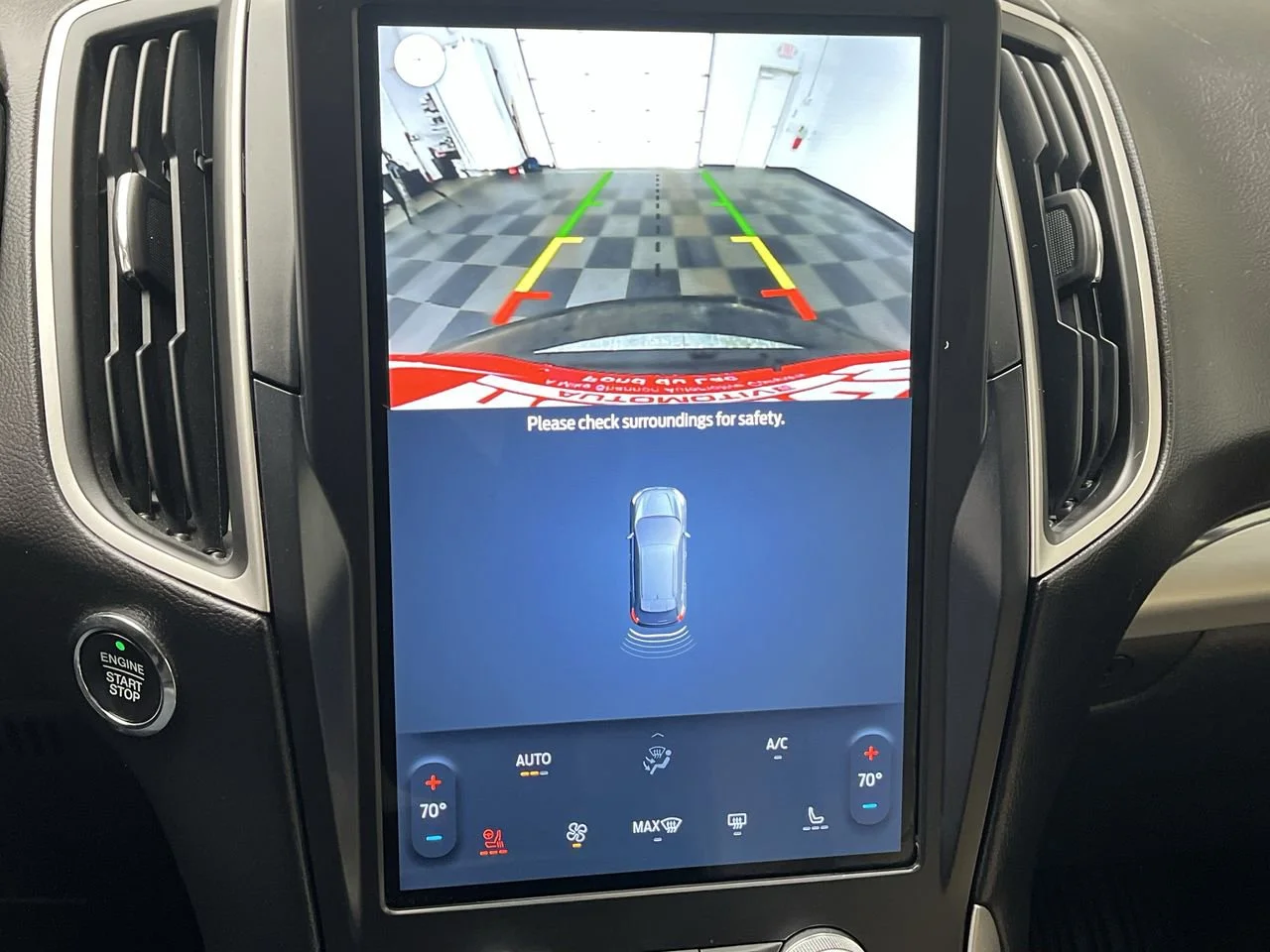 Used 2022 Green Ford SEL image 5