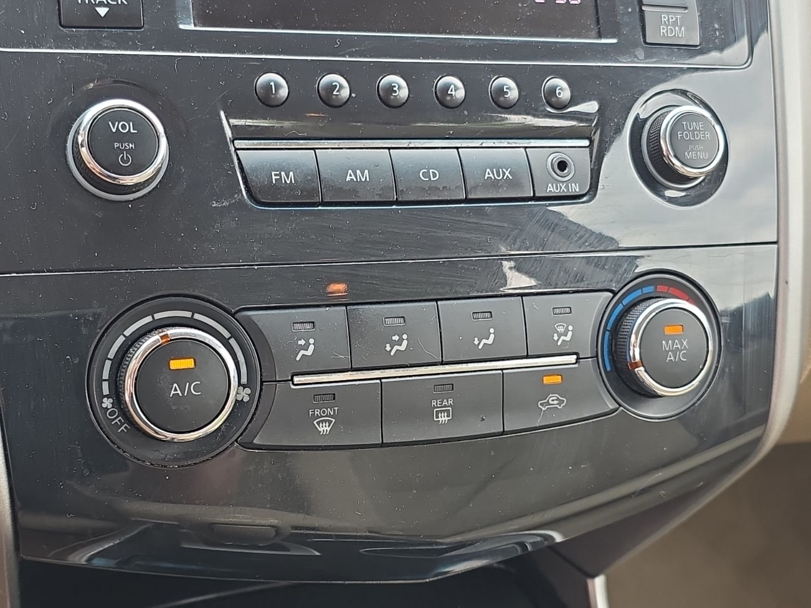 Used 2014 Brown Nissan 2.5 S image 20
