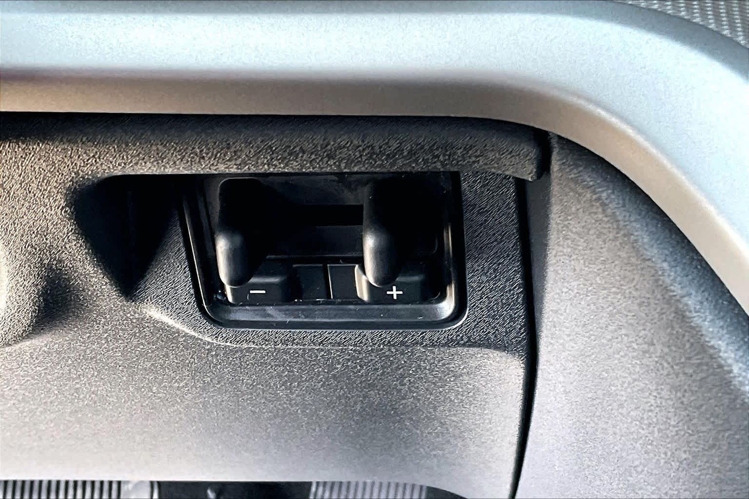 New 2027 Agate Black Metallic Ford MAX Active image 17