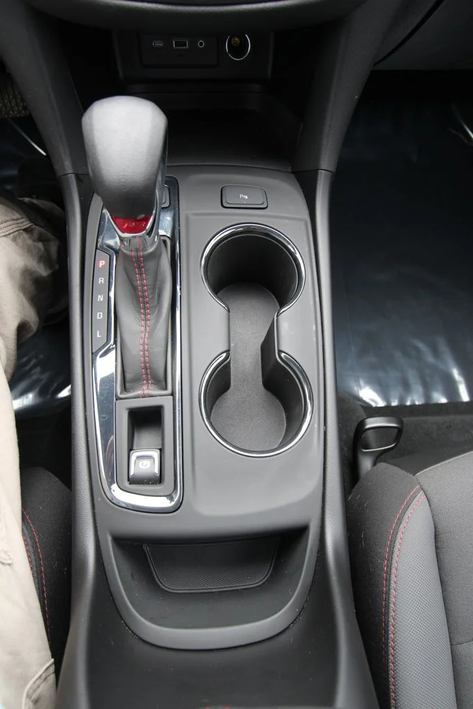 Used 2022  Chevrolet RS image 25