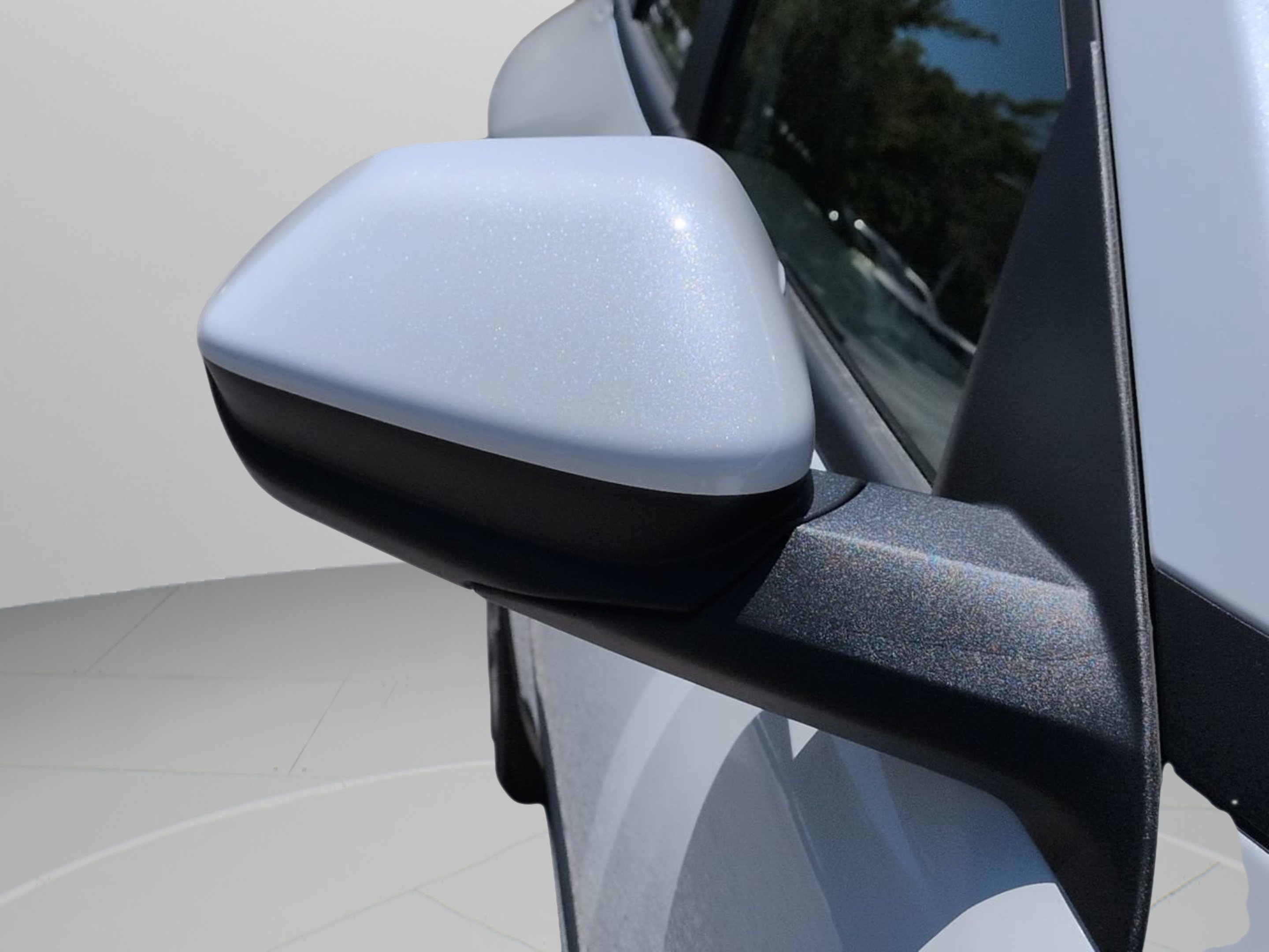 New 2026 Snow White Pearl Kia LX image 14