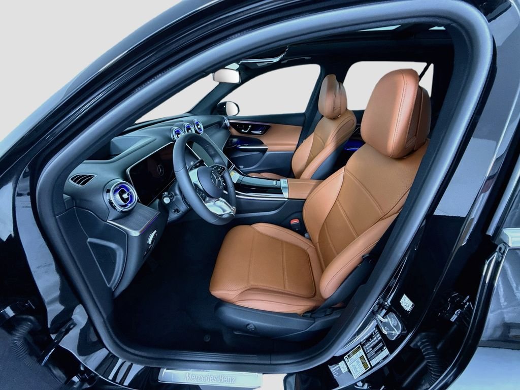 New 2027 Obsidian Black Metallic Mercedes-Benz GLC 300 image 20