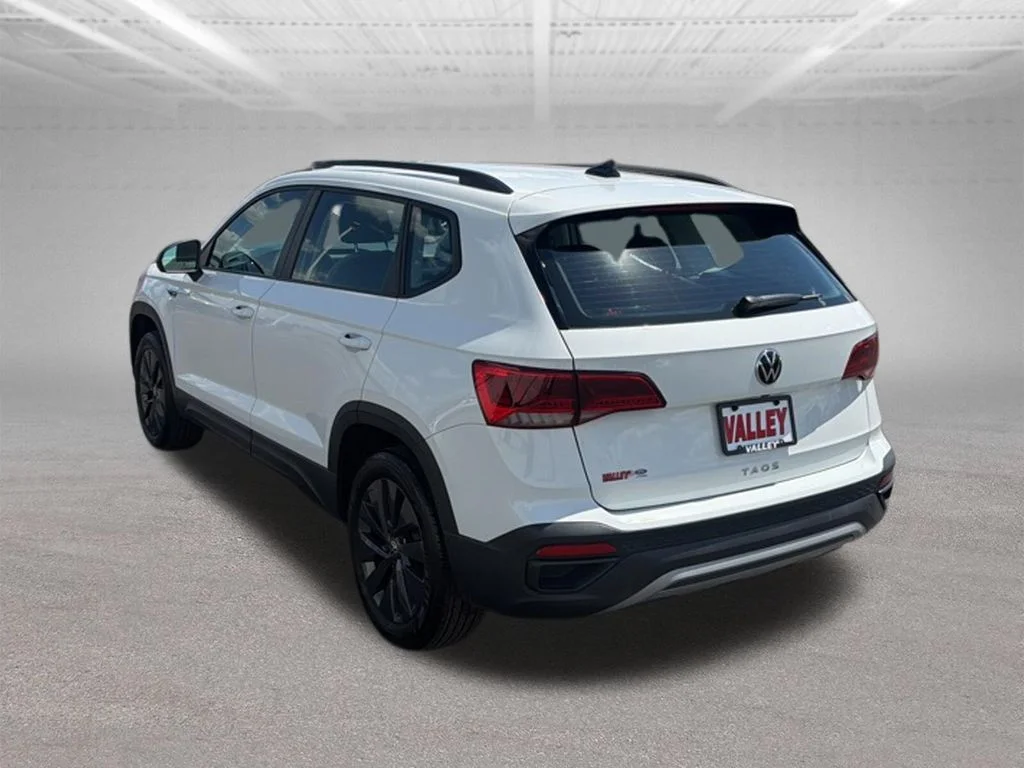 Used 2023 White Volkswagen 1.5T S image 10