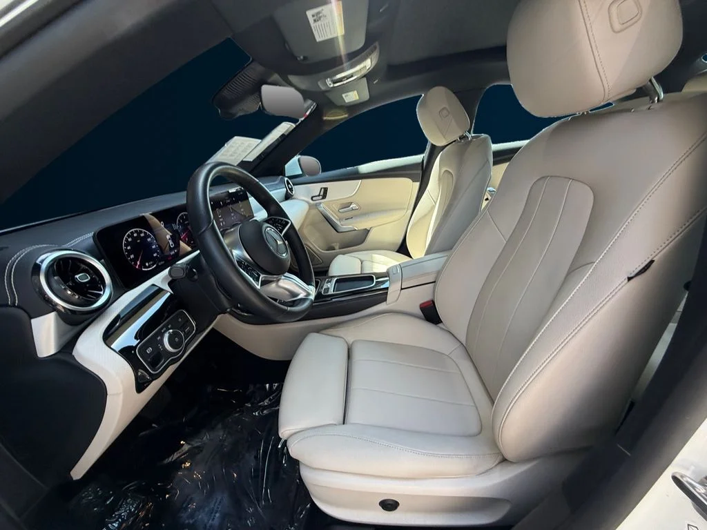 Used 2025  Mercedes-Benz CLA 250 image 10