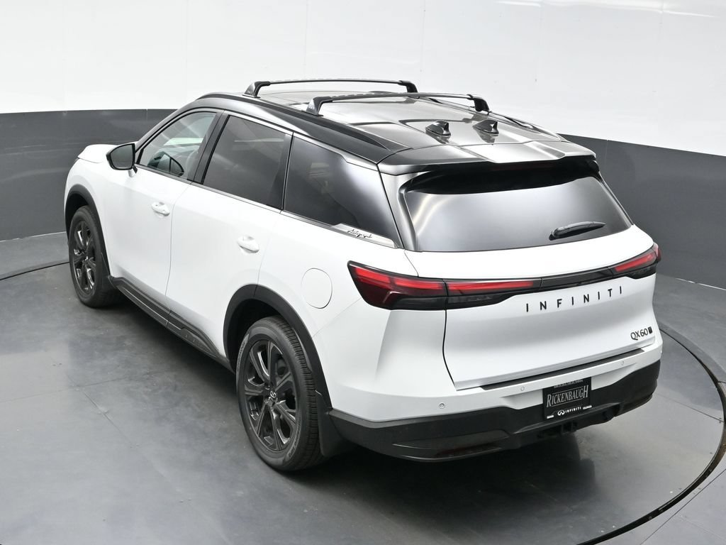 New 2027 2T RAD WHT INFINITI Autograph AWD image 44