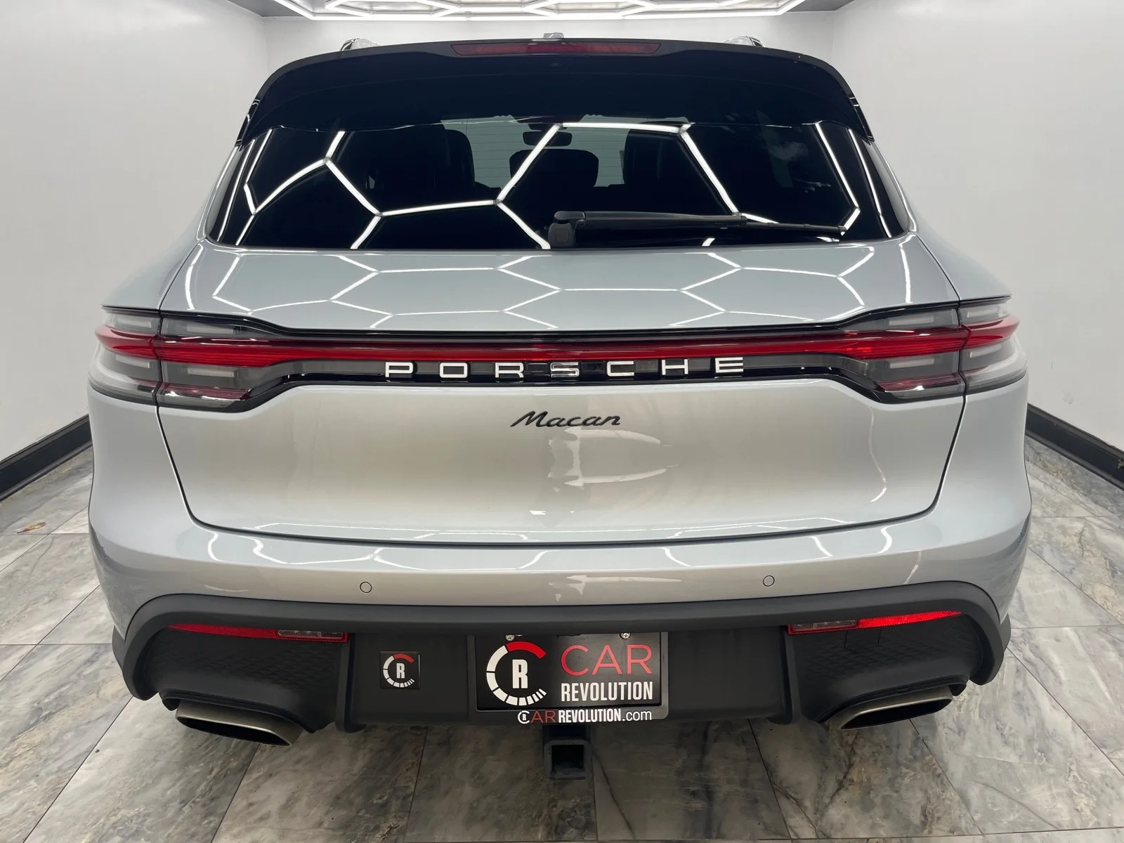 Used 2022 Dolomite Silver Metallic Porsche AWD image 6