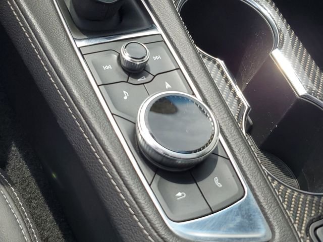 Used 2022 Red Cadillac V-Series image 27