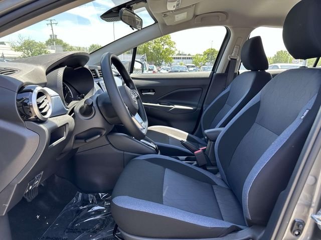 2025 Nissan Versa Sedan SV - Photo 16