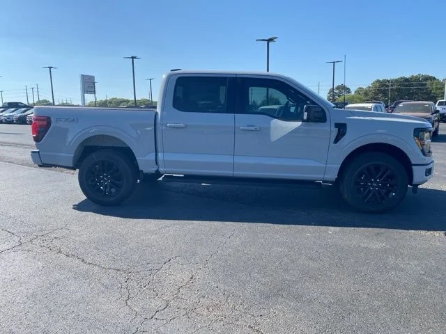 New 2026 Avalanche Ford XLT image 9