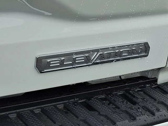New 2026 Summit White GMC Elevation image 23