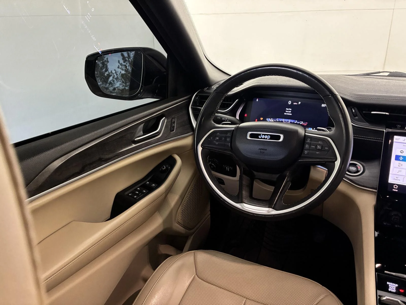 Used 2023 Bright White Clearcoat Jeep Limited image 17