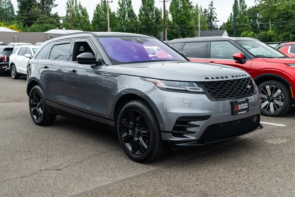 Used 2021  Land Rover P250 R-Dynamic S image 1