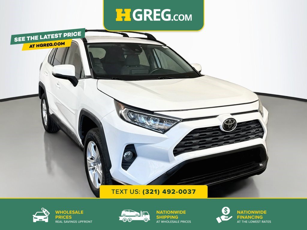 Used 2020 Super White Toyota XLE image 1