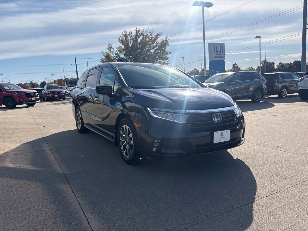 Used 2021 Blue Honda EX-L image 3