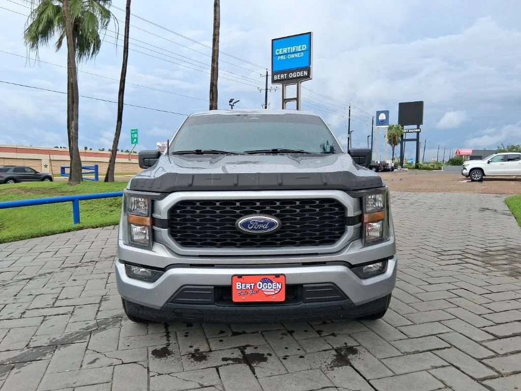 Used 2023  Ford XL image 2