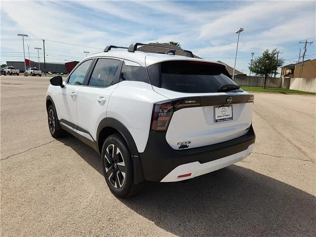 New 2026 QM1 Fresh Powd Nissan SV All-Wheel Drive image 2