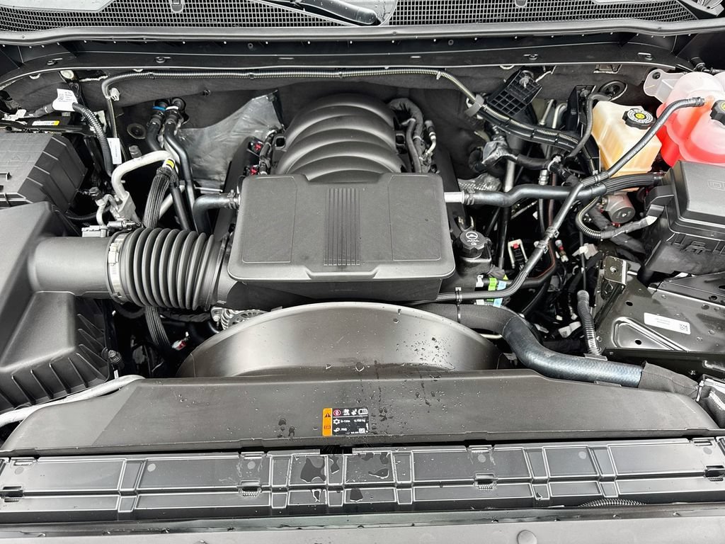 New 2026 Black Chevrolet LT image 33