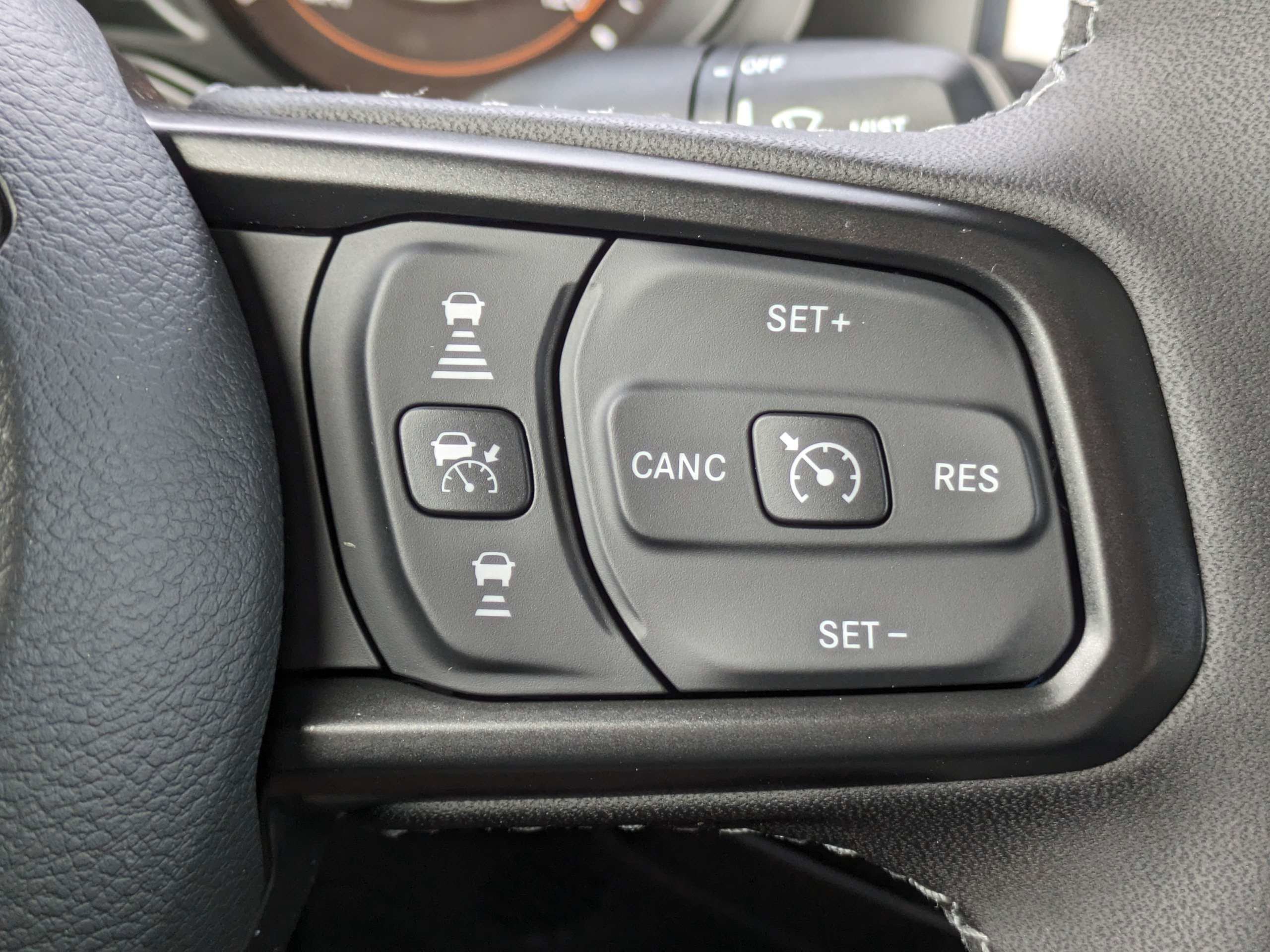 New 2026 Granite Crystal Metallic Clear-Coat Exterior Paint Jeep 85th Anniversary Edition image 27