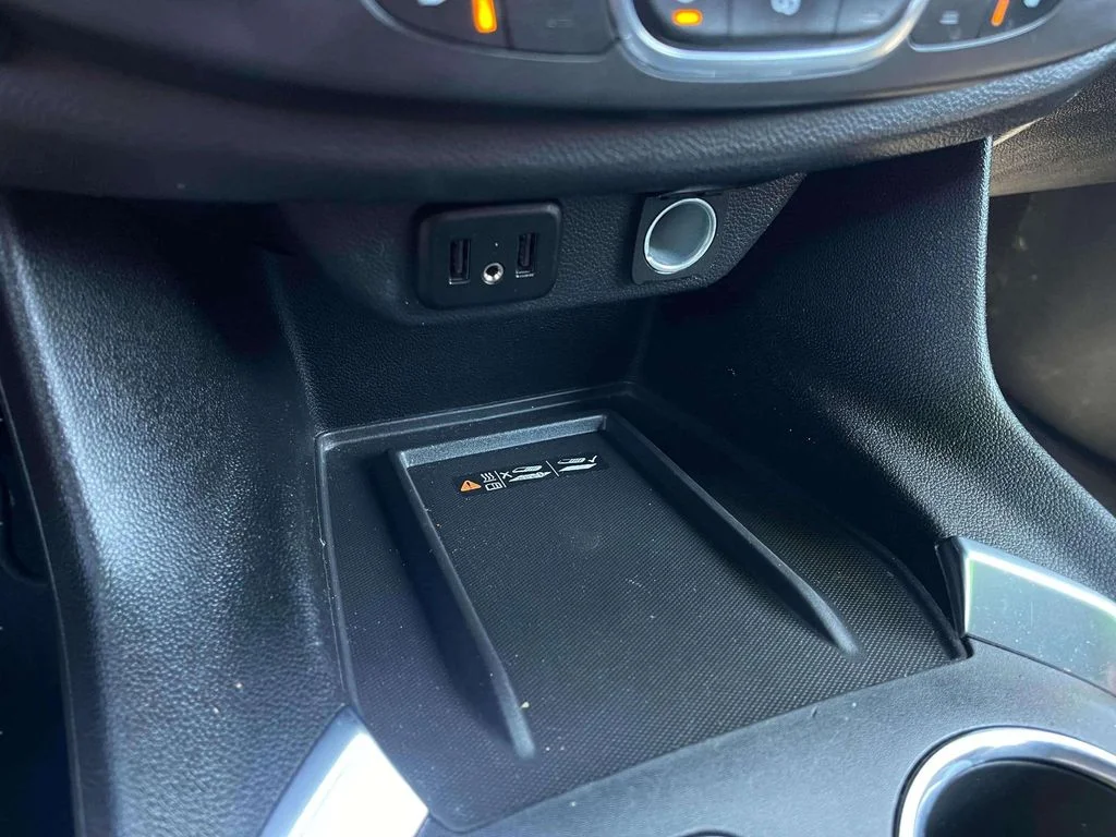 Used 2023 Sterling Gray Metallic Chevrolet LT image 13