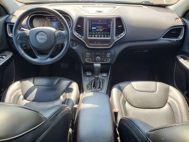 Used 2019 Gray Jeep Trailhawk image 14