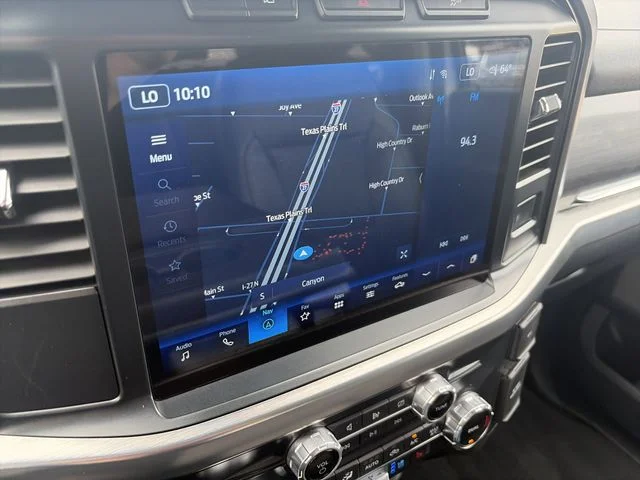Used 2022 White Ford Lariat image 22