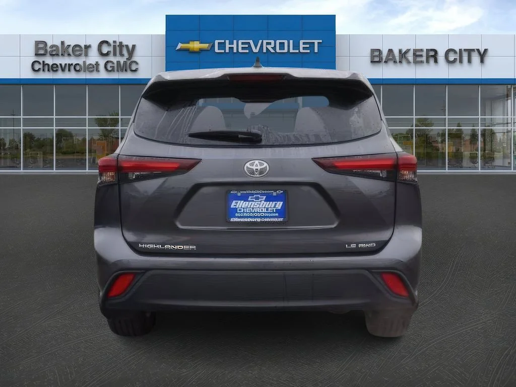 2024 Toyota Highlander LE - Photo 6
